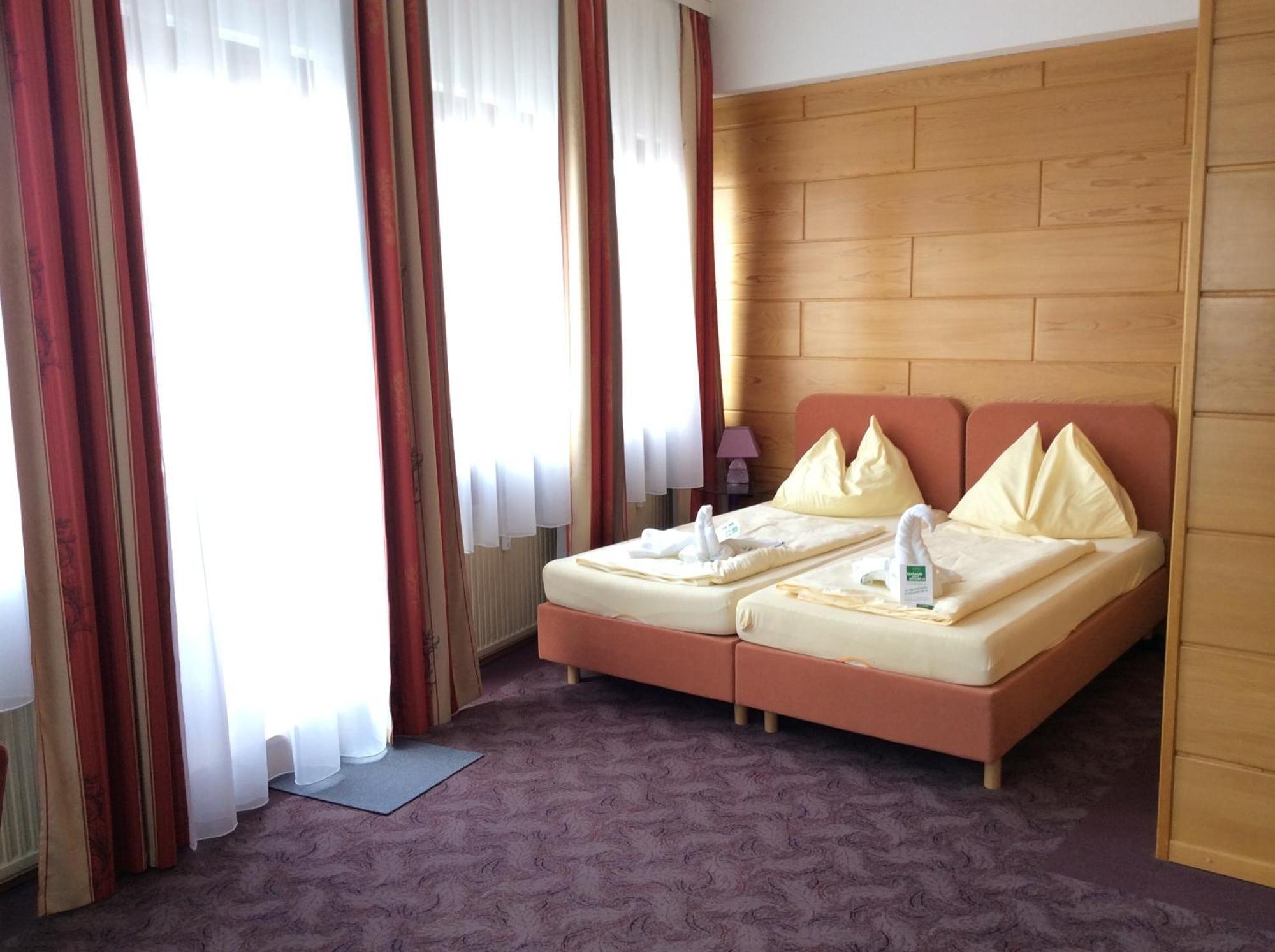 Stadthotel Schwerterbraeu Judenburg Camera foto