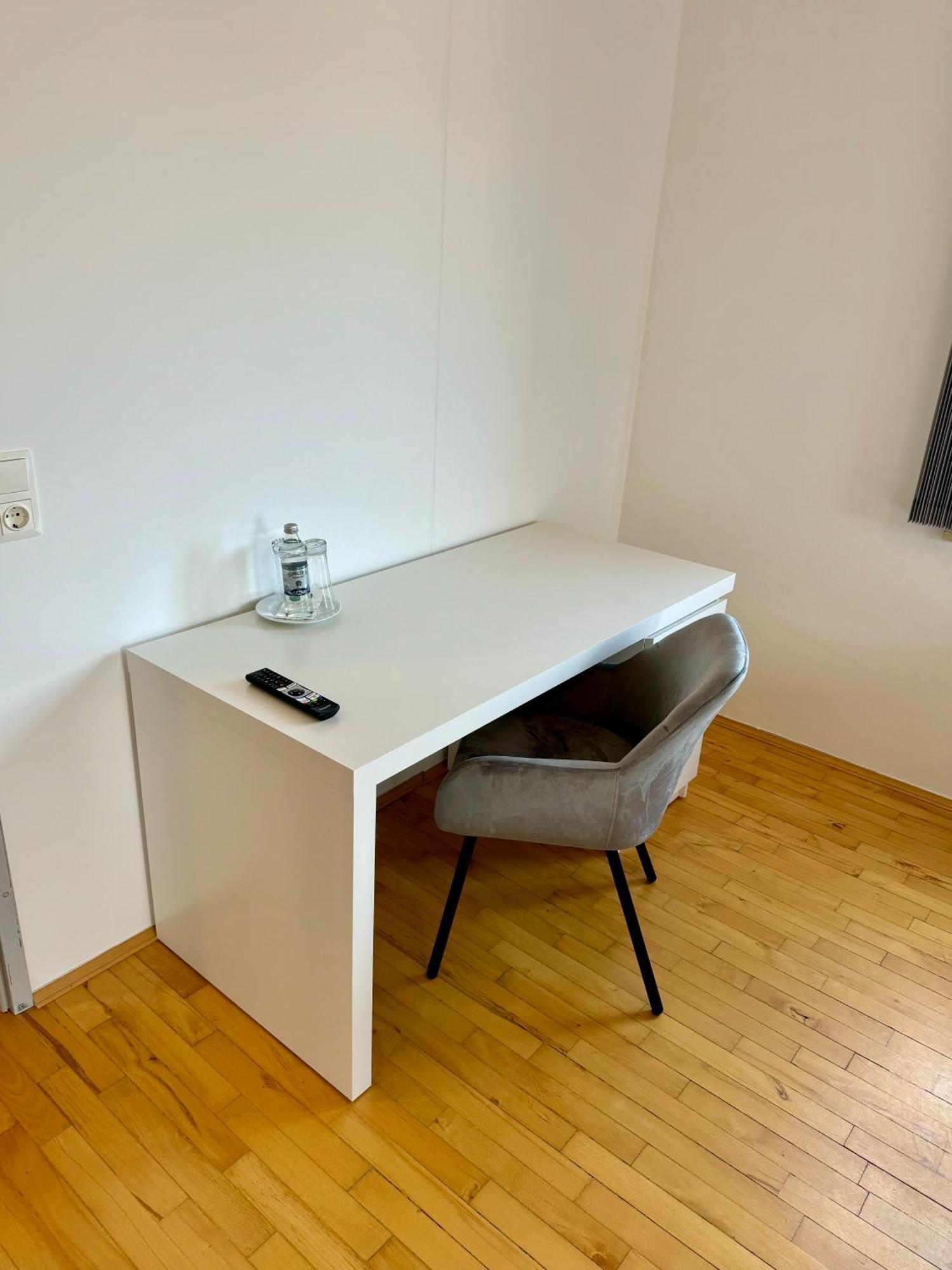 Stadthotel Schwerterbraeu Judenburg Esterno foto