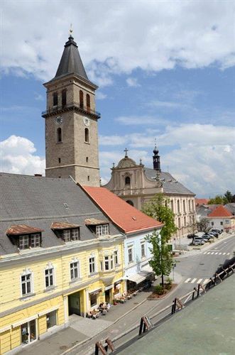 Stadthotel Schwerterbraeu Judenburg Esterno foto