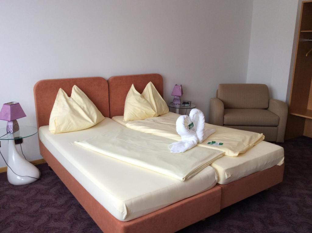 Stadthotel Schwerterbraeu Judenburg Esterno foto